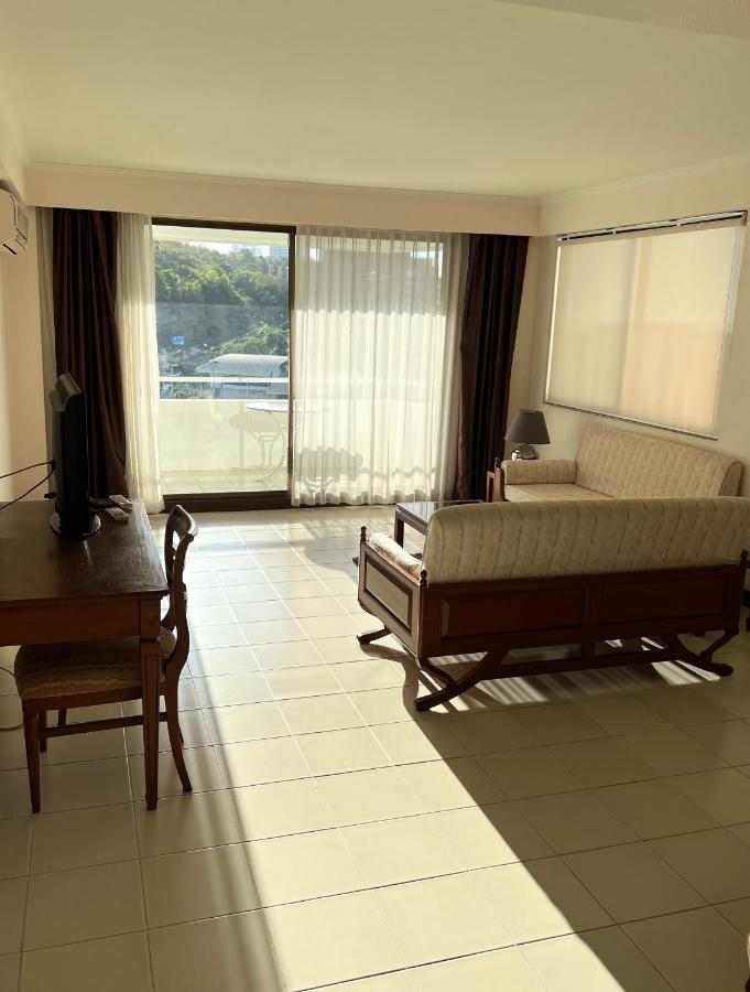 The Monaco Residence Pattaya Exterior photo