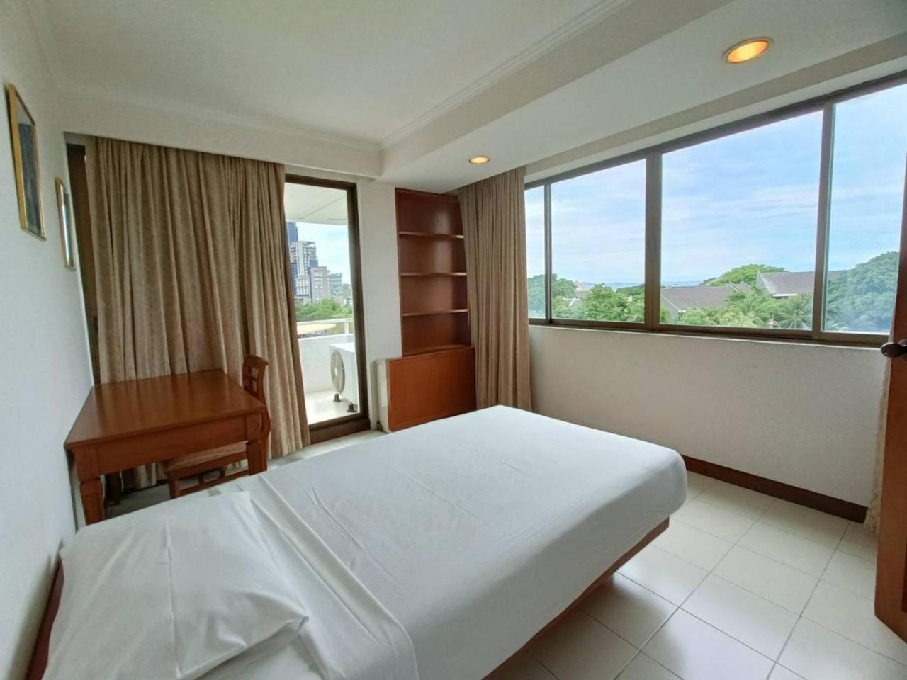 The Monaco Residence Pattaya Exterior photo